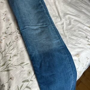 Zara Blue Jeans 
Size 0

Taking offers, want gone 
Worn once